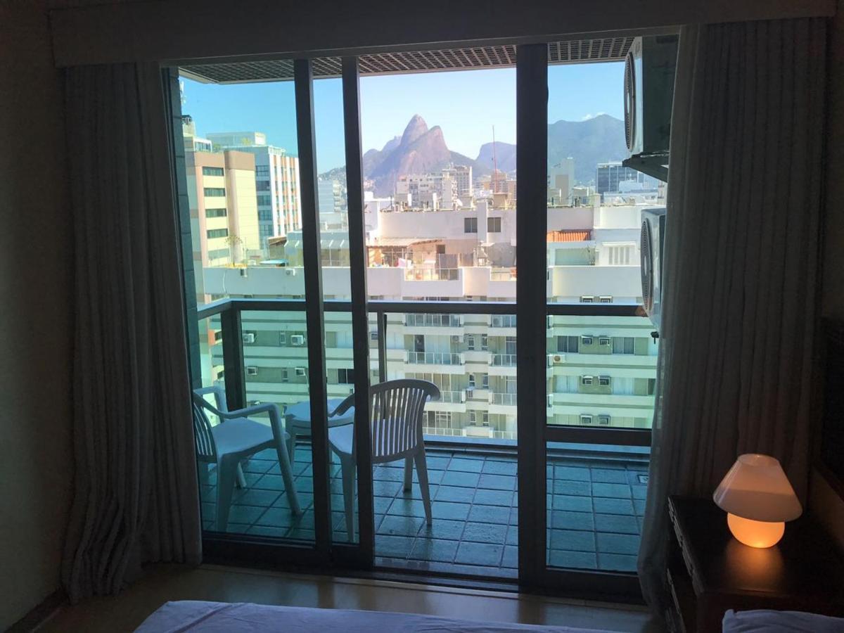 Tiffanys Ipanema Flats Apartahotel